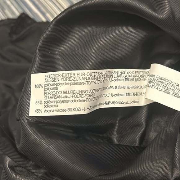 🆕Zara Size Small High Waisted Asymmetric Ruffle Black Crushed Velvet Skirt - Picture 6 of 6